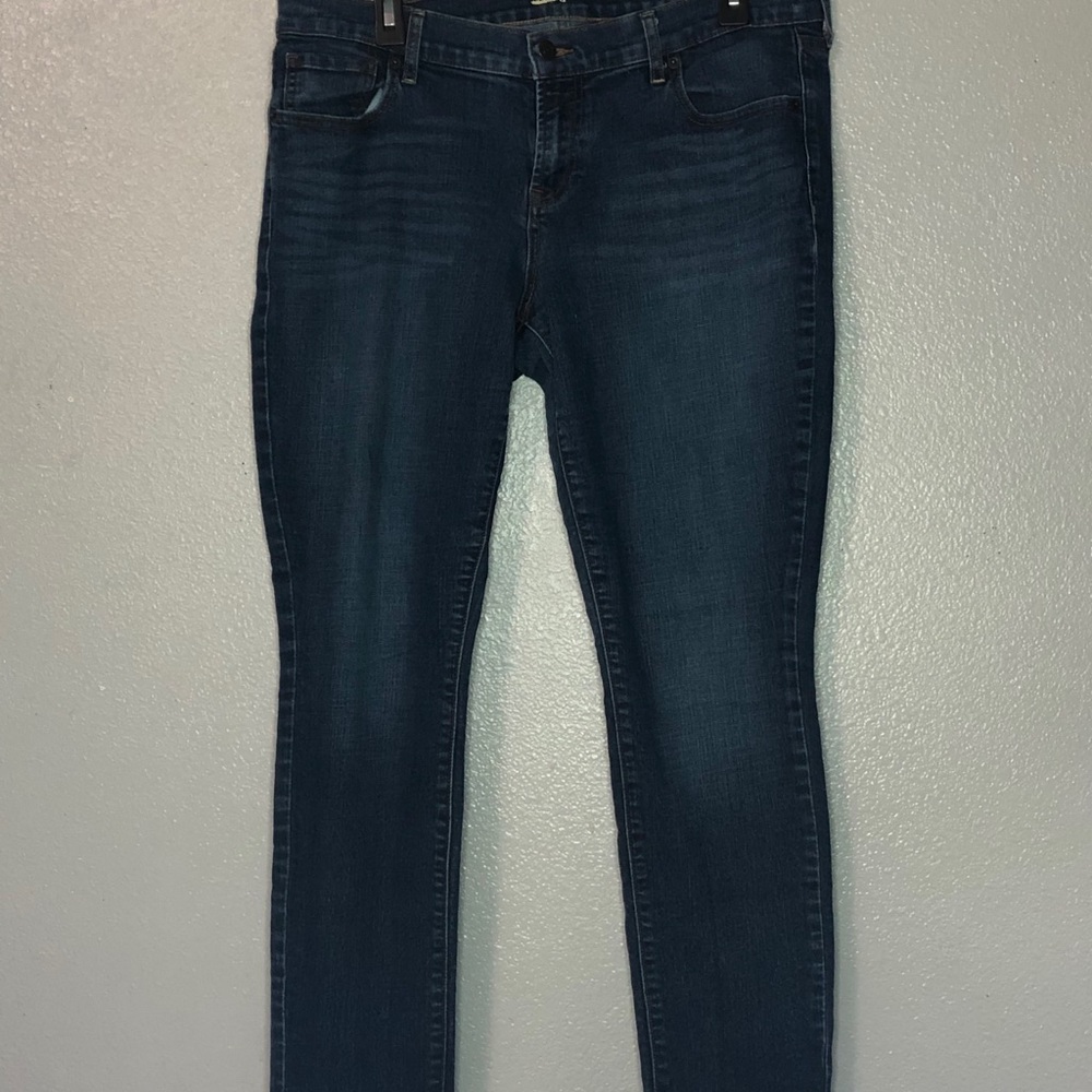 dark blue skinny jeans